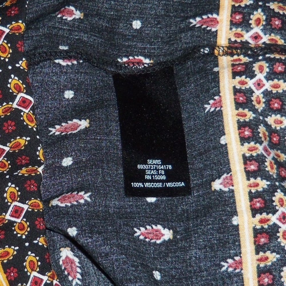 Simply Styled BOHO Multi Color Top - Large - Picture 7 of 7